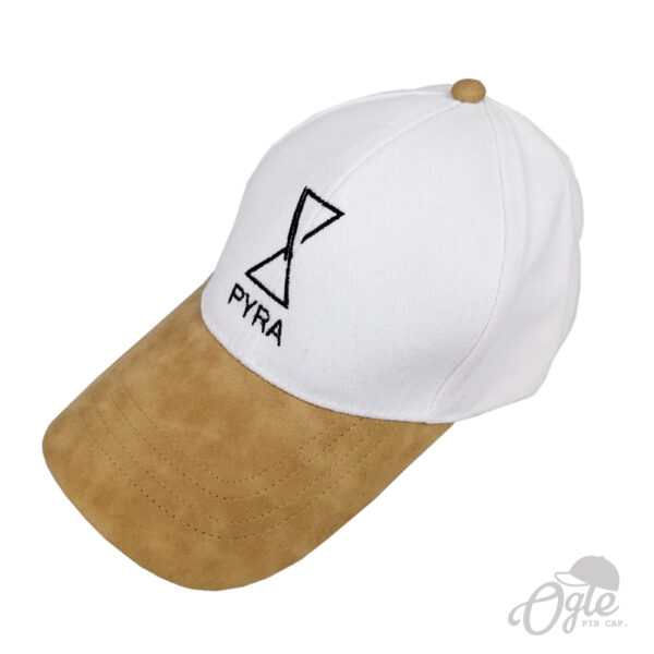 ปักหมวกพรีเมี่ยม หมวกแก๊ปปีกหมวกเป็นหนัง สีขาว โลโก้ PYRA