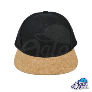 หมวกฮิปฮอป-ผ้ากํามะหยี่-สีดำ-ปีกหมวกหนังลายไม้ก๊อก-ด้านหน้า