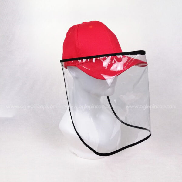 หมวกแก๊ป-หมวกกันน้ำลาย-หมวกกันไวรัส-หมวกกันโรค-COVID-19-สีแดง-ด้านขวา