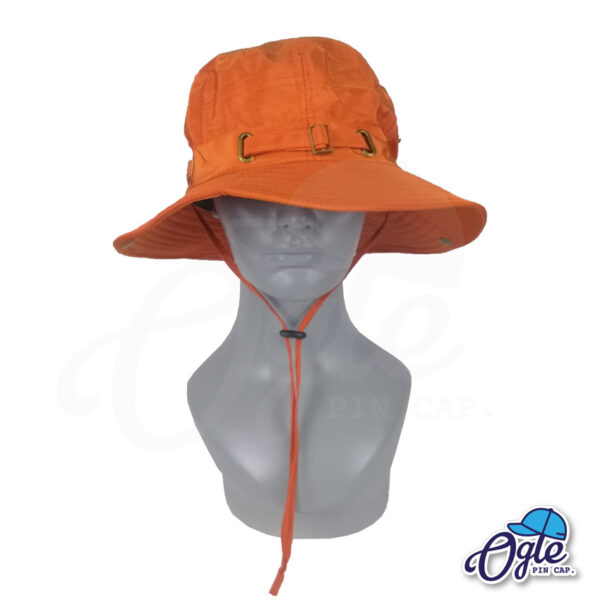 หมวกเดินป่า-หมวกปีกกว้าง-หมวกปีกรอบ-หมวกมีเชือก-สีส้ม-หุ่นหน้าตรง